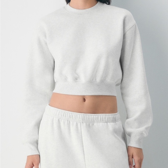 TNA Tops - TNA Cream Fleece cropped Sweatshirt